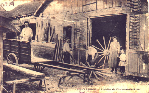 Charron aux Clérimois au début du XXème siècle - Cliquez sur l'image pour l'agrandir